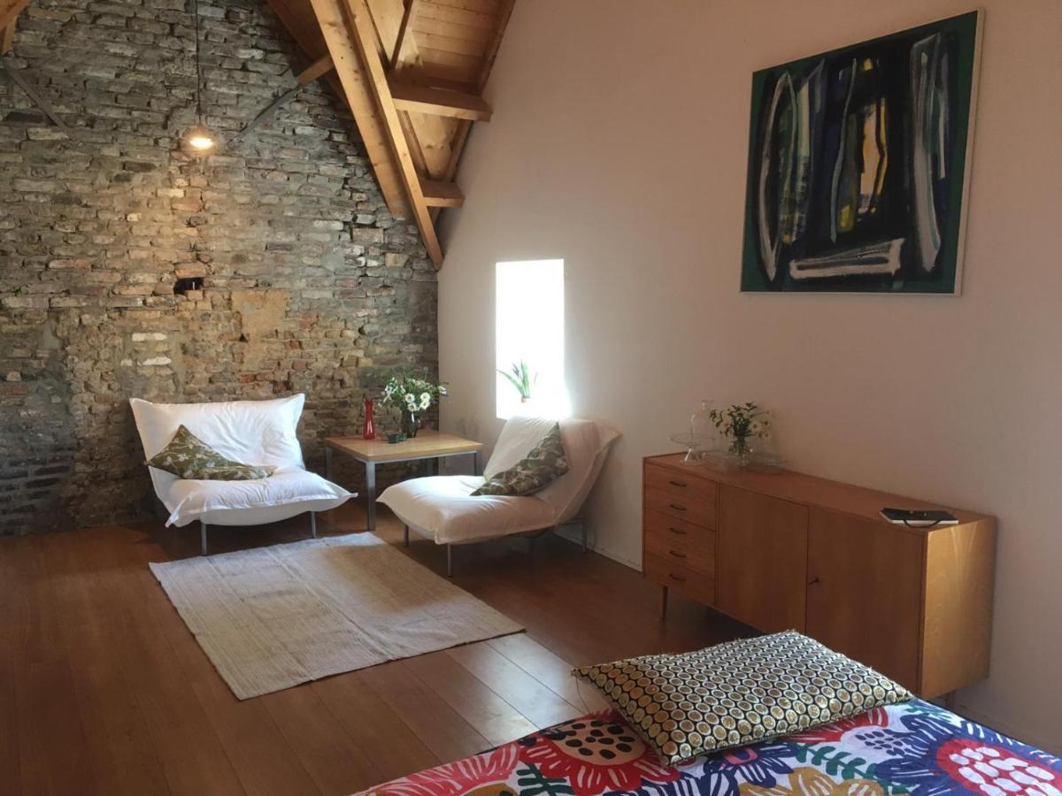マーストリヒト Tanti Baci! Bed & Breakfast エクステリア 写真